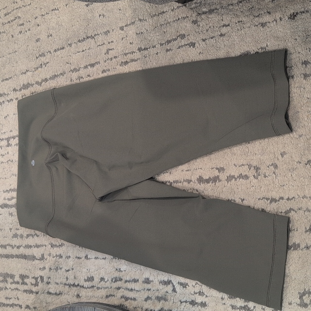 Lululemon Wunder Under Hi-Rise 1/2 Tight *17" Sage - Picture 8 of 9